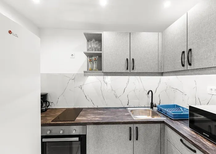 App Sandro With Common Pool Гостевой дом