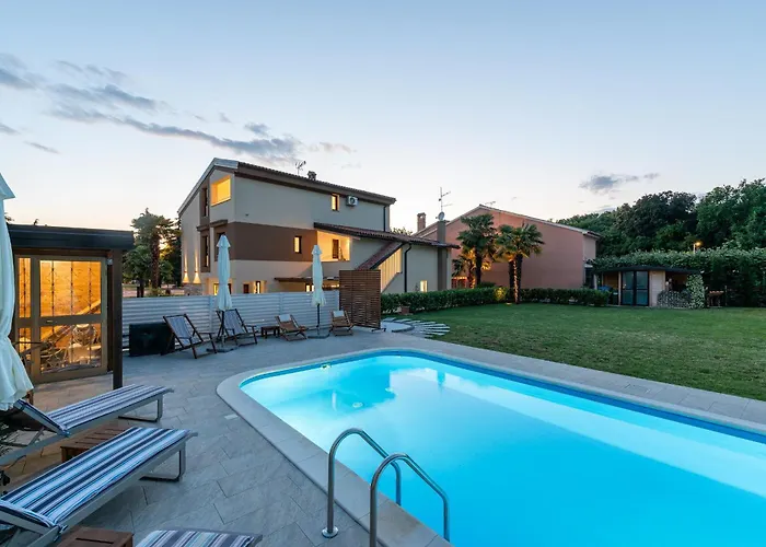 App Sandro With Common Pool Poreč