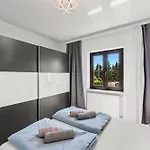 Guest house App Sandro With Common Pool 3*