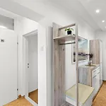 App Sandro With Common Pool Porec