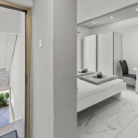 Gasthof App Sandro With Common Pool