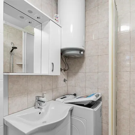 App Sandro With Common Pool Gasthof 4*